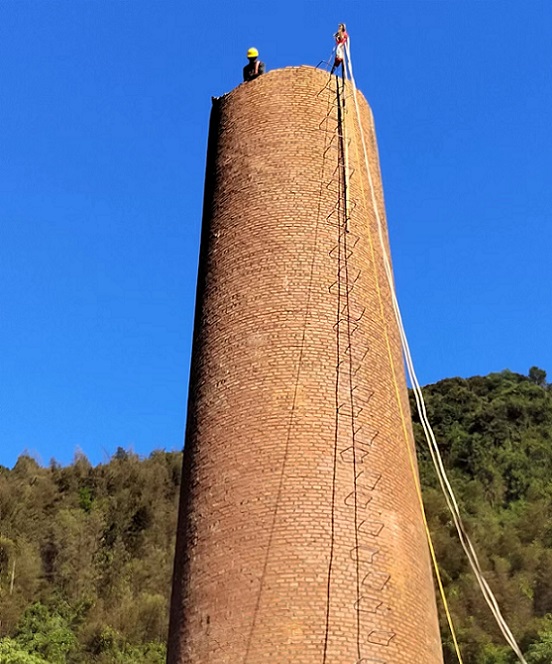 哈密煙囪拆除公司的專業(yè)服務(wù):如何助力綠色拆除