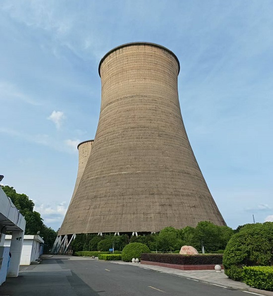 銀川電廠冷卻塔拆除——專業(yè)技藝與安全護航并重